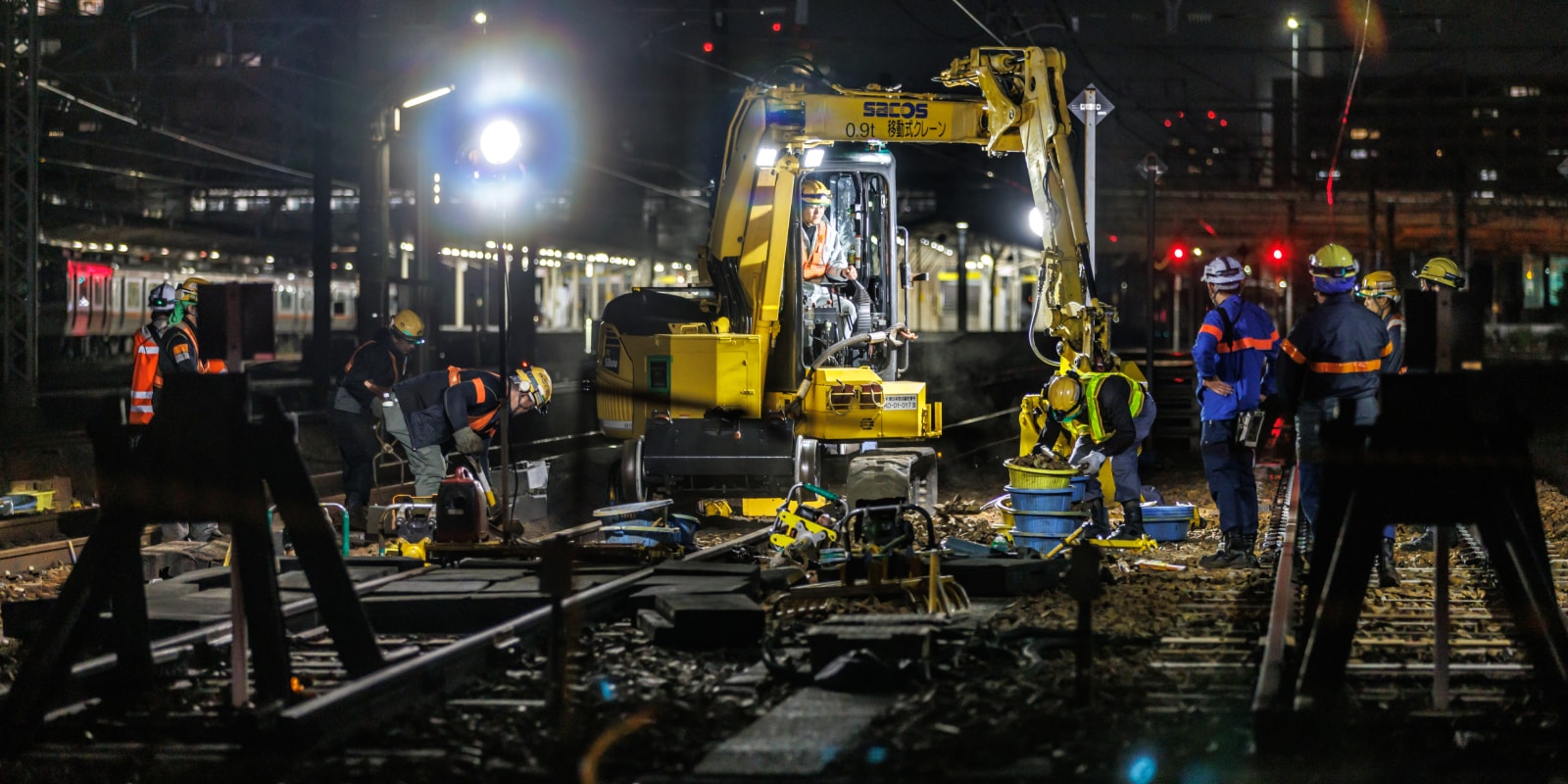 まくらぎ交換作業の様子